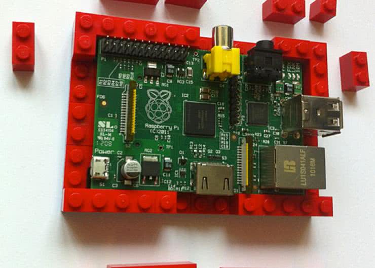 Superkomputer z Raspberry PI