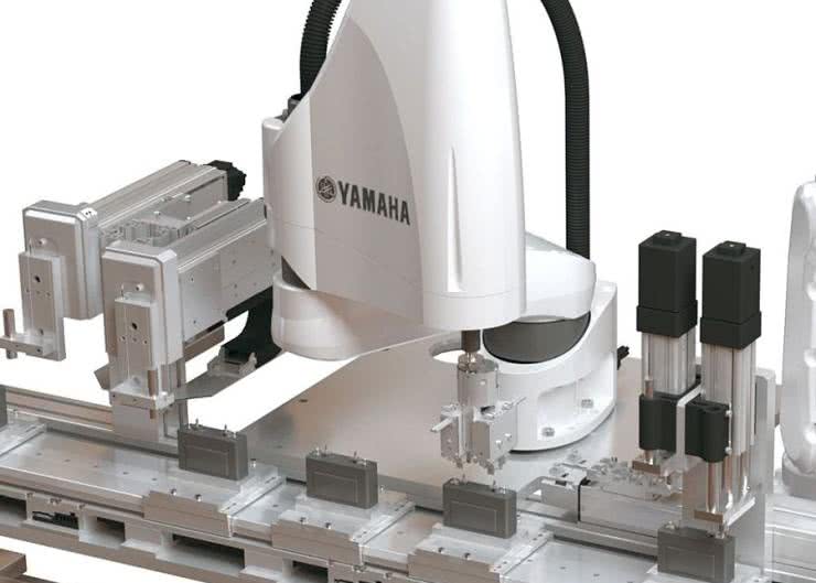 Renex dystrybutorem robotów YAMAHA Robotics