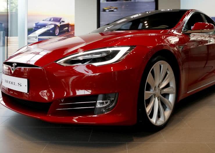 Tesla chce pracowników z Polski