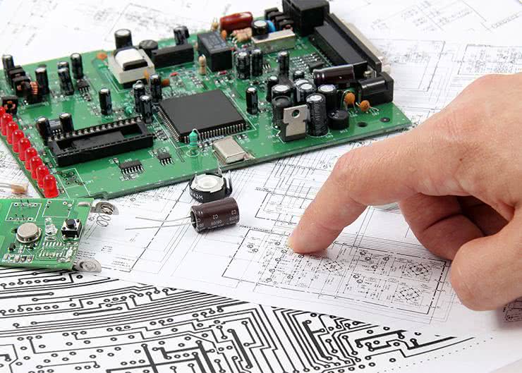 Czy warto uczyć się matematyki, czyli projektowanie układów elektronicznych metodami inżynierskimi