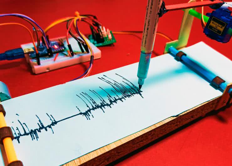 Prosty sejsmograf na bazie Arduino